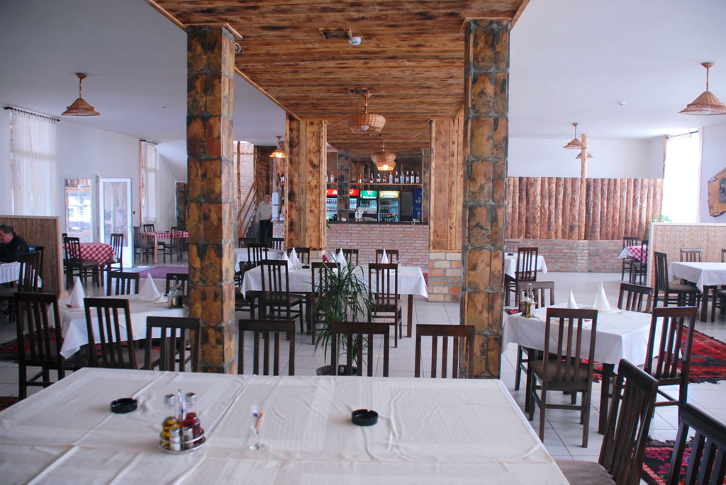 Pečenjara KUDIN MOST Zemun – Beograd (17)